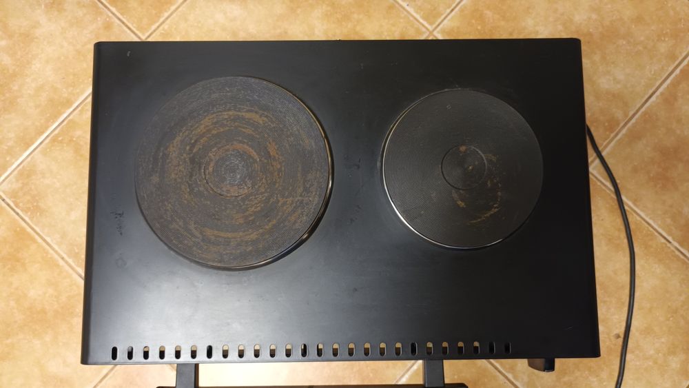 Vand cuptor electric cu 2 plite