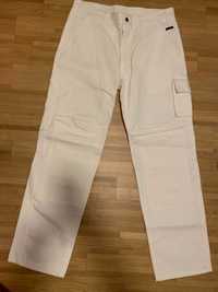 Pantaloni casual albi marca MacMichael