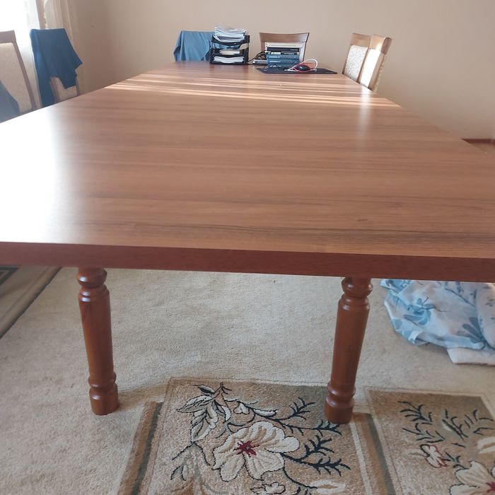Продам стол, размер 3,5* 1,10