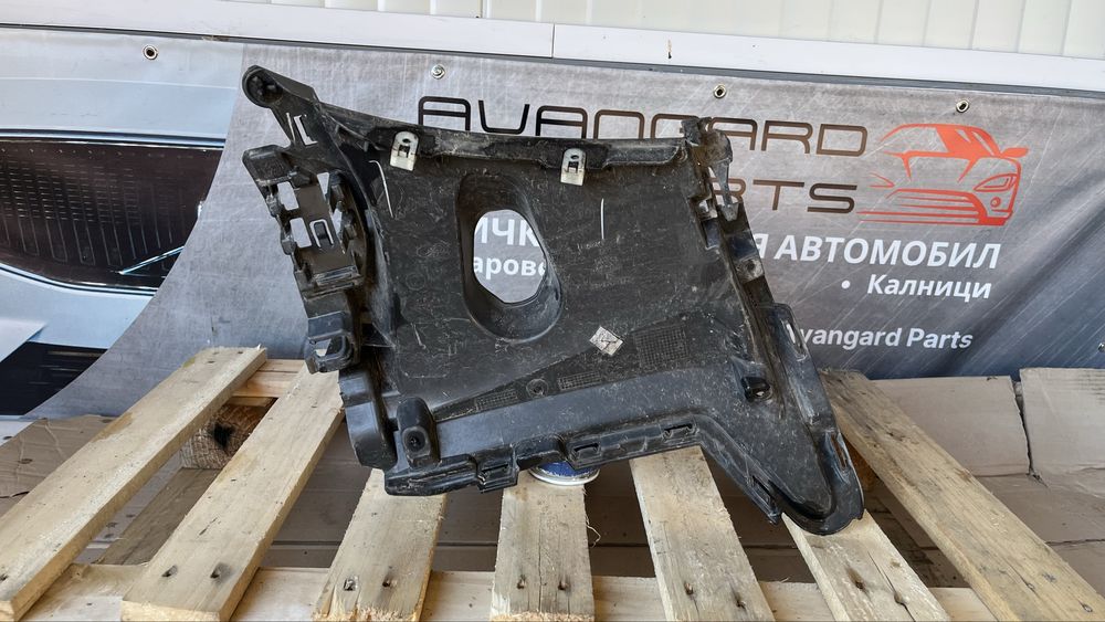 Държач за предна броня BMW X5 G05 2019-