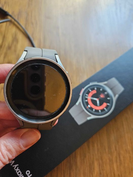 Samsung watch 5 pro- часовник