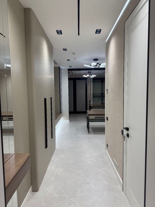 Жк Nest One евро офис 2комнат 26этаж 40кв.м срочно