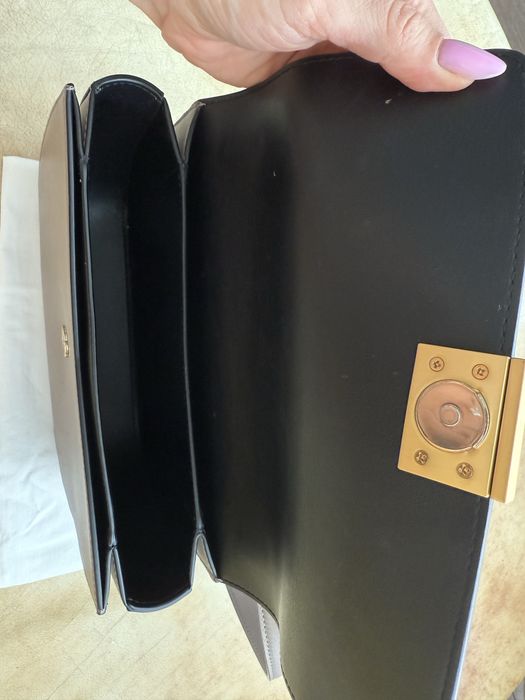 Karl Lagerfeld чанта