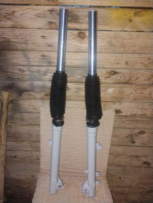 Преден амортисьор (колци) за мотор