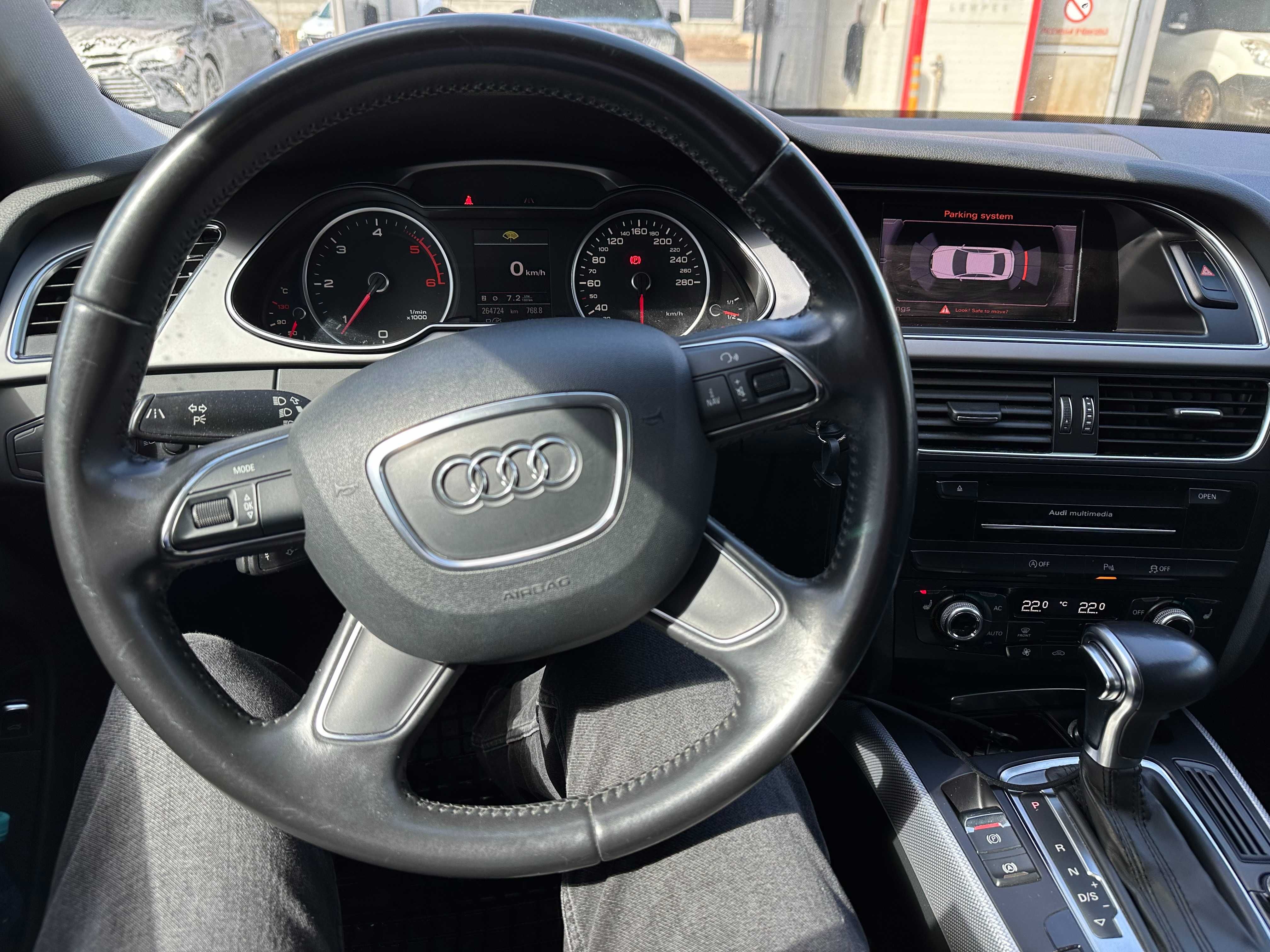 Audi A4 / Distronic / Side Assist / Lane Assist / Scaune Incalzite