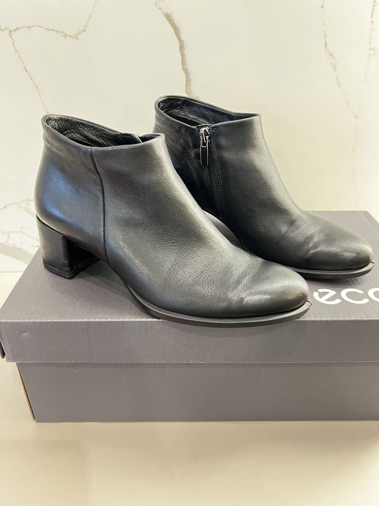 Botine ECCO marimea 35