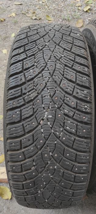 Комплект шин 235/55/19 triangle