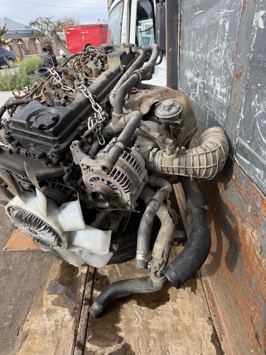 Dezmebrez Nissan Atleon Motor 3.0 euro 5 cutie timonerie punte bena