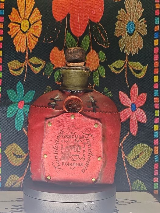 Sticla Dracula model unic