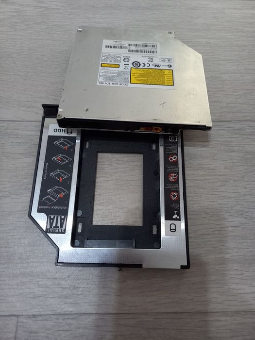 Продаётся CADDY (салазка) 9.5 мм и диковод от Asus K55V. Есть доставка