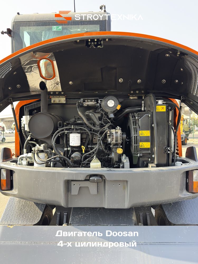Korea ekskavatori Doosan DX60W sotuvda tayyor