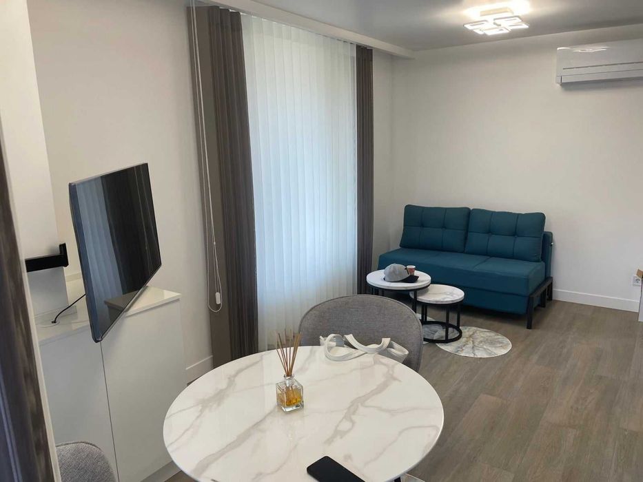 Дава се под наем Двустаен апартамент в София, Гео Милев - 60 кв.м за 453.9 € - Снимка #1