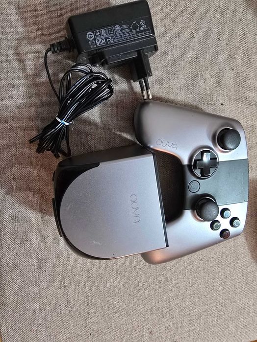 Consola Ouya Game Console + Controller /Apple tv 4