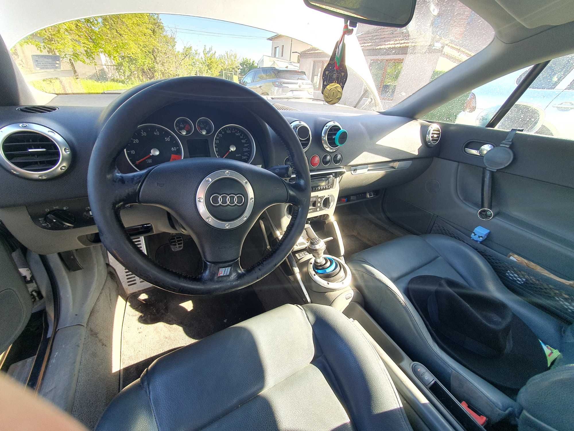 ПродавамAudi Tt газ