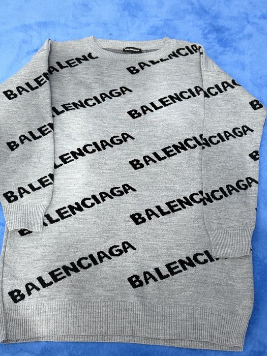 pulover tip rochie marimea M