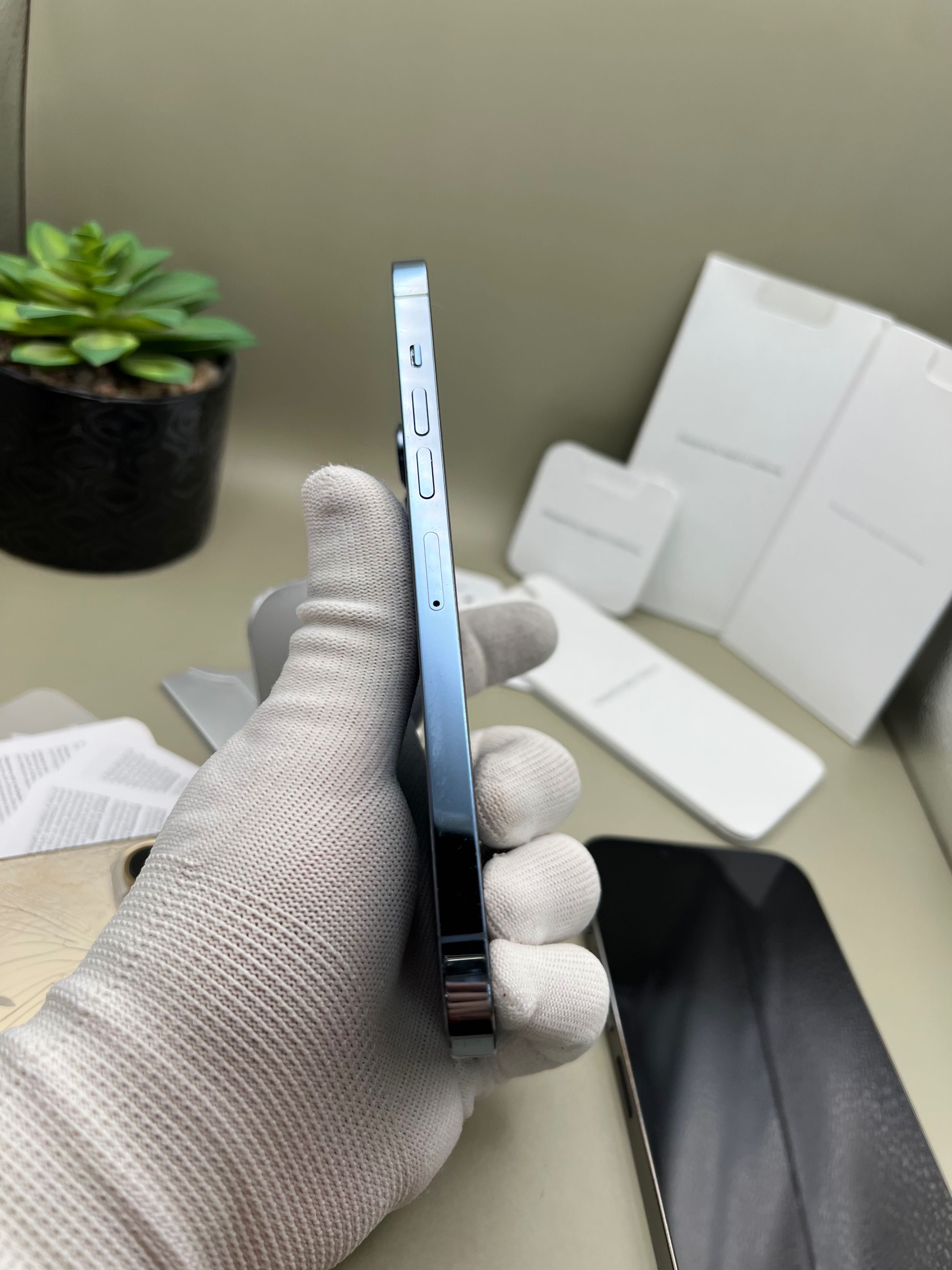 iPhone 13 Pro MAX, iCloud locked, 3бр, 85-90% батерия, НА ЧАСТИ!