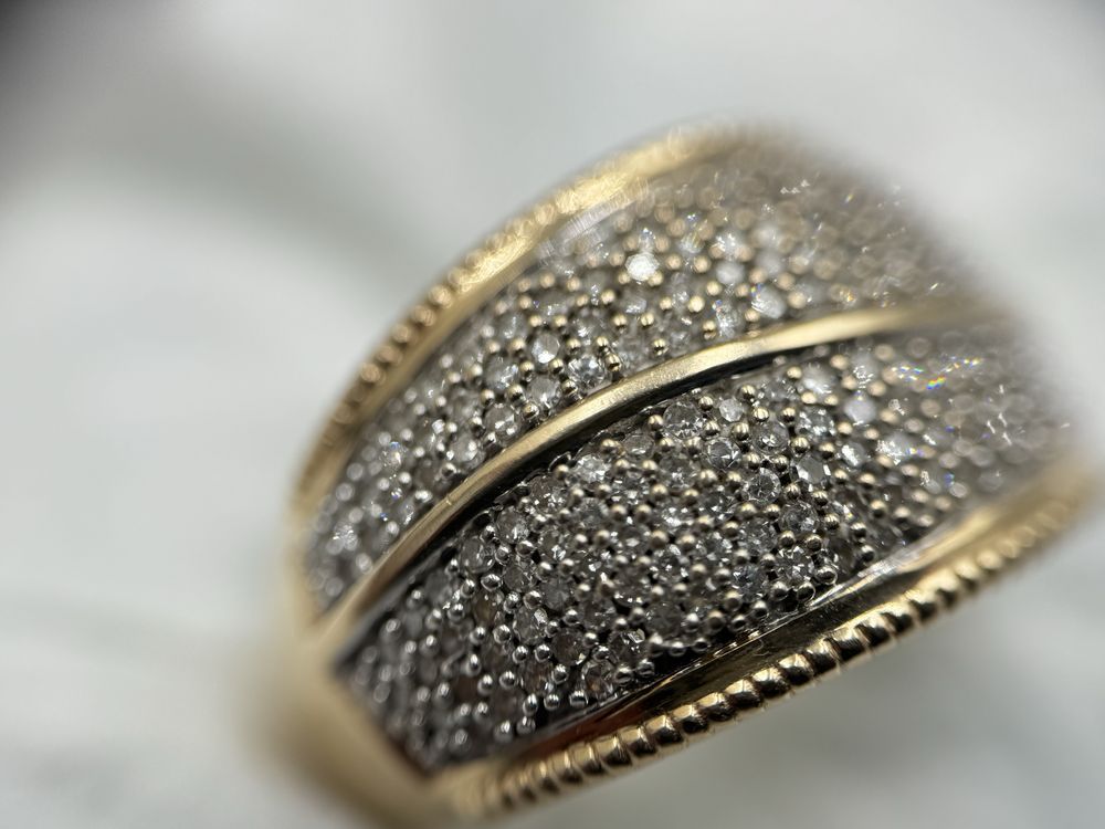 Inel Aur 14 k Cu Diamante Aproxmativ 150 de pietre