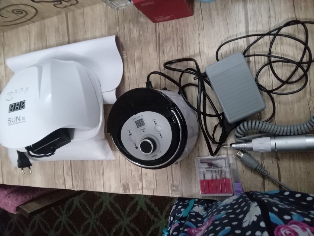 Manikur udaleniy apparat satiladi  1 ay paydalanilgan tap tazabahasi 1