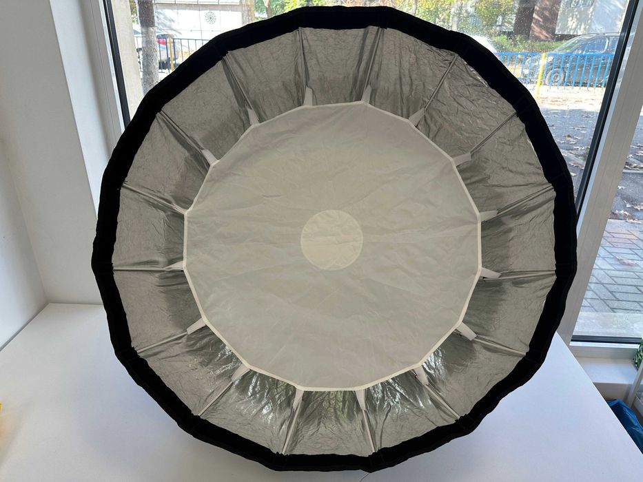 Godox P90L параболичен дълбок софтбокс 90см с Bowens монтаж
