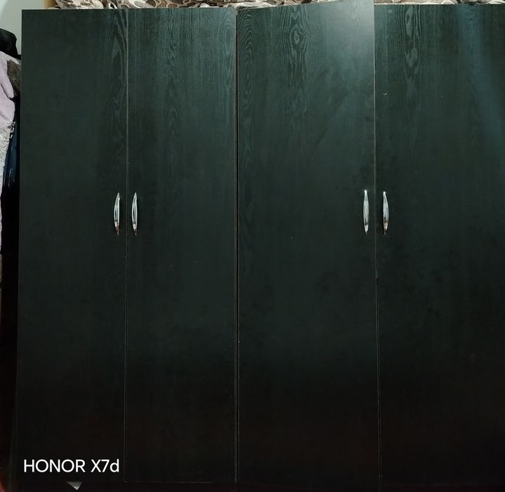 Шкаф сатылады. Жагдайы зор