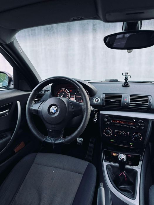 BMW seria 1 / M-pachet / 2.0 D / 122 cp / 2006