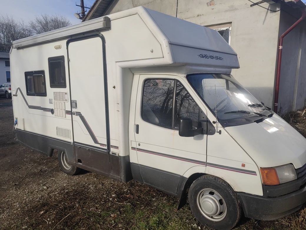 Autorulota Ford Transit schimb cu duba 3.5 T