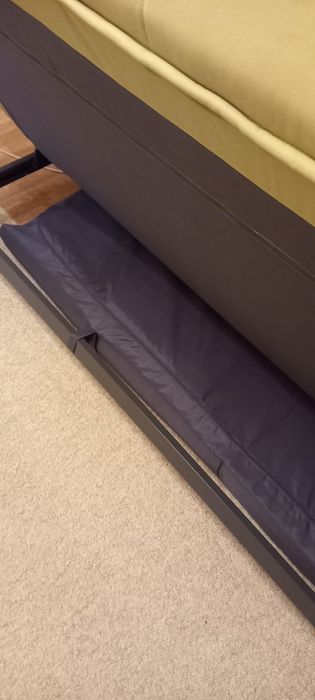 Canapea IKEA cu husă detașabilă