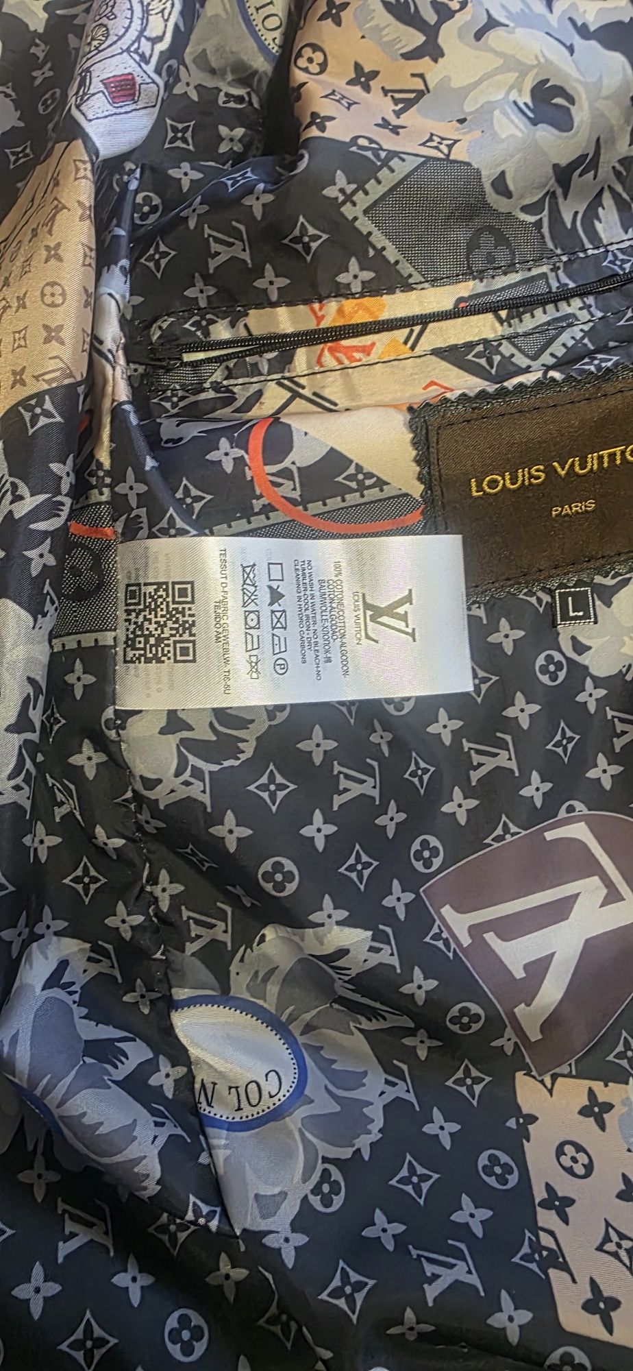 LOUIS VUITTON-Мъжко Кожено Якв.