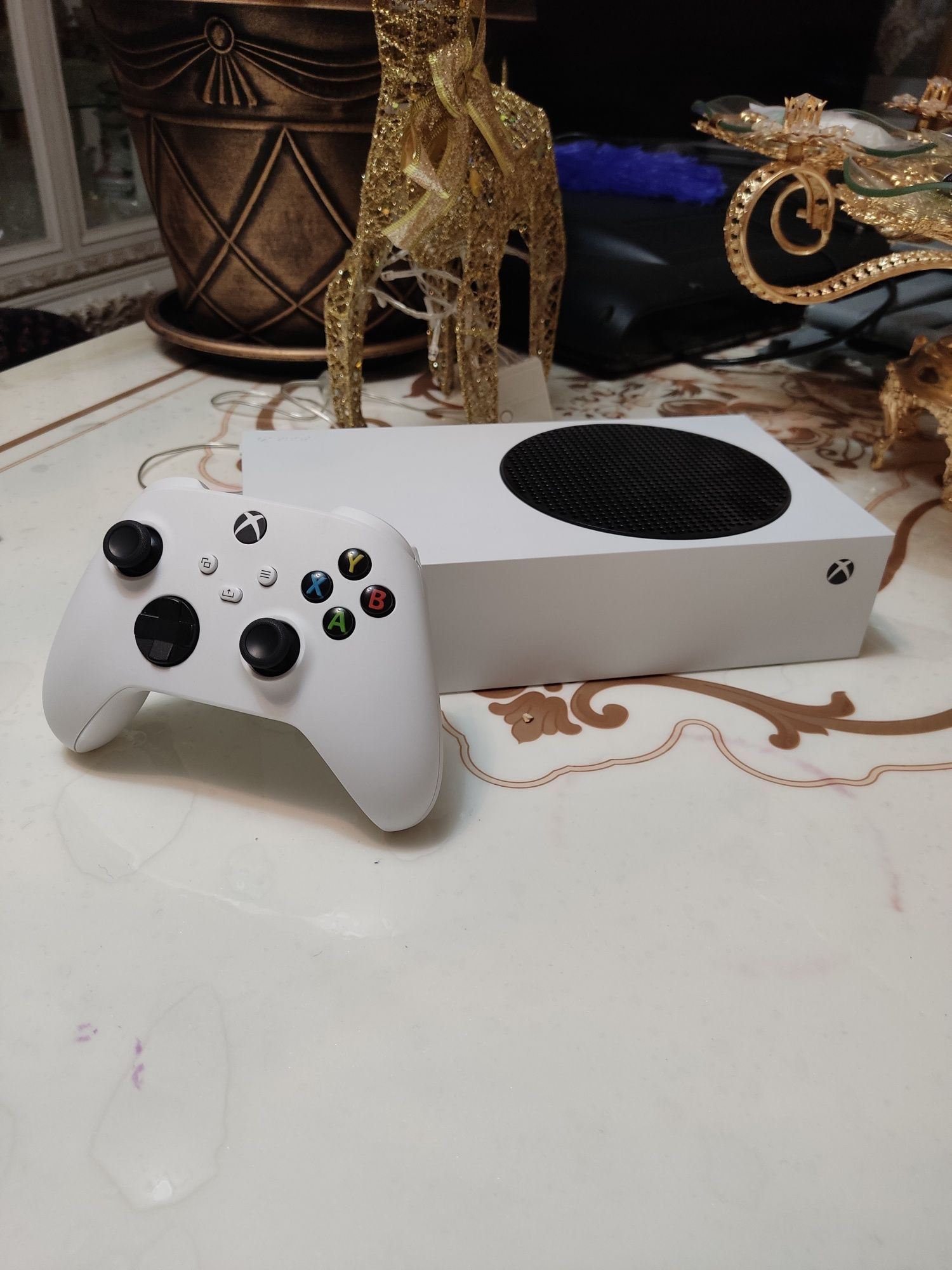 Срочно Продам XBOX S