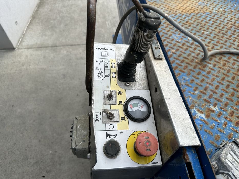 Nacela / Platforma Electrica de tip Foarfeca Skyjack SJIII 3219,  8m