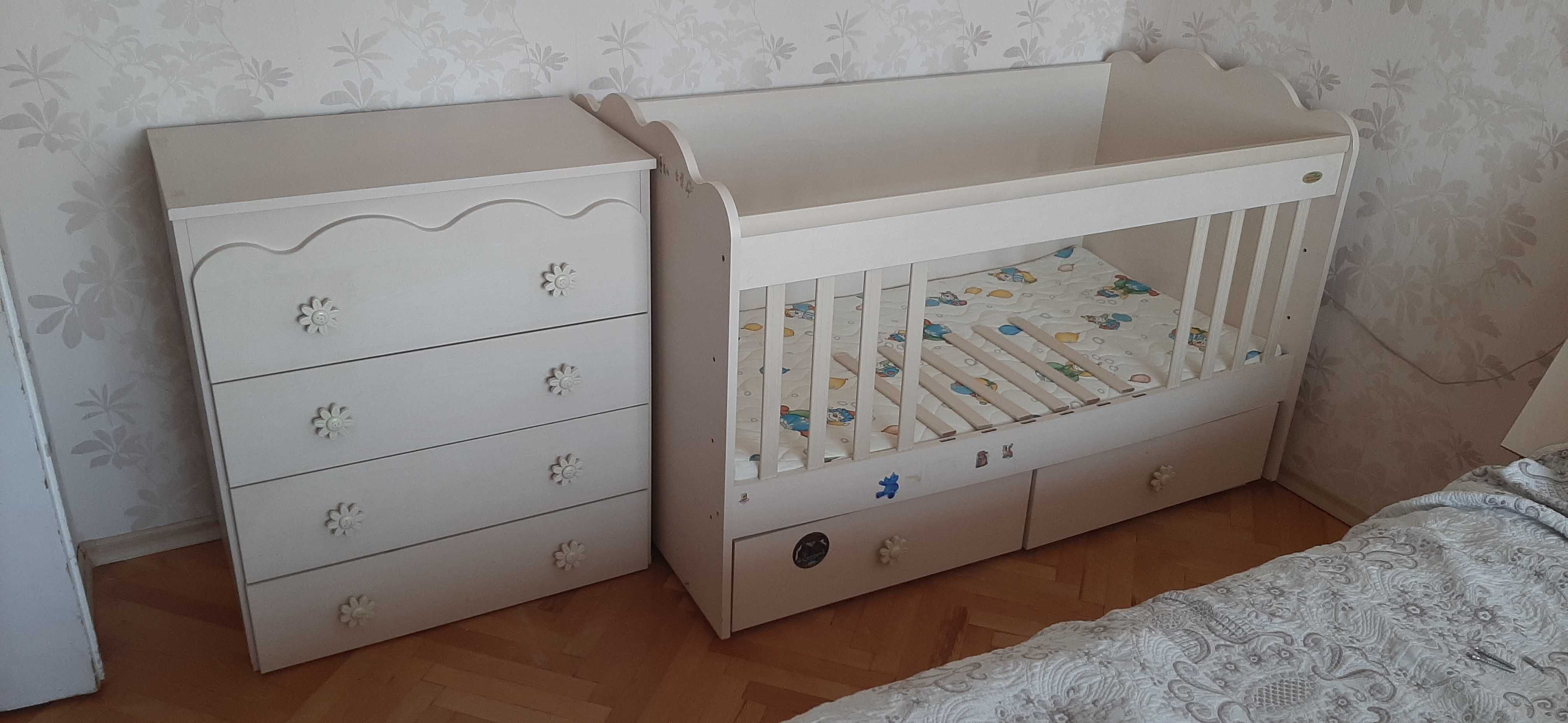 Бебешко легло в комплект със скрин Dizain Baby