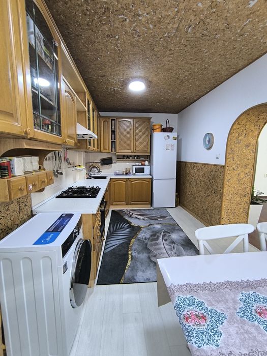 Продам квартиру 3х комнатную 
77 кв. м. На 2 этаже , район Рыскулова Б
