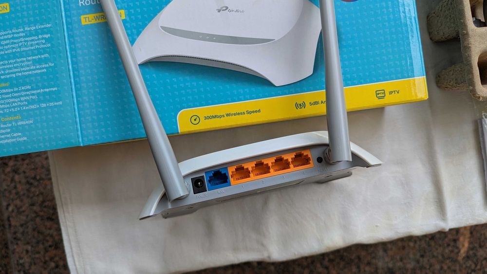 Router wireless 2.4 GHz TP-Link