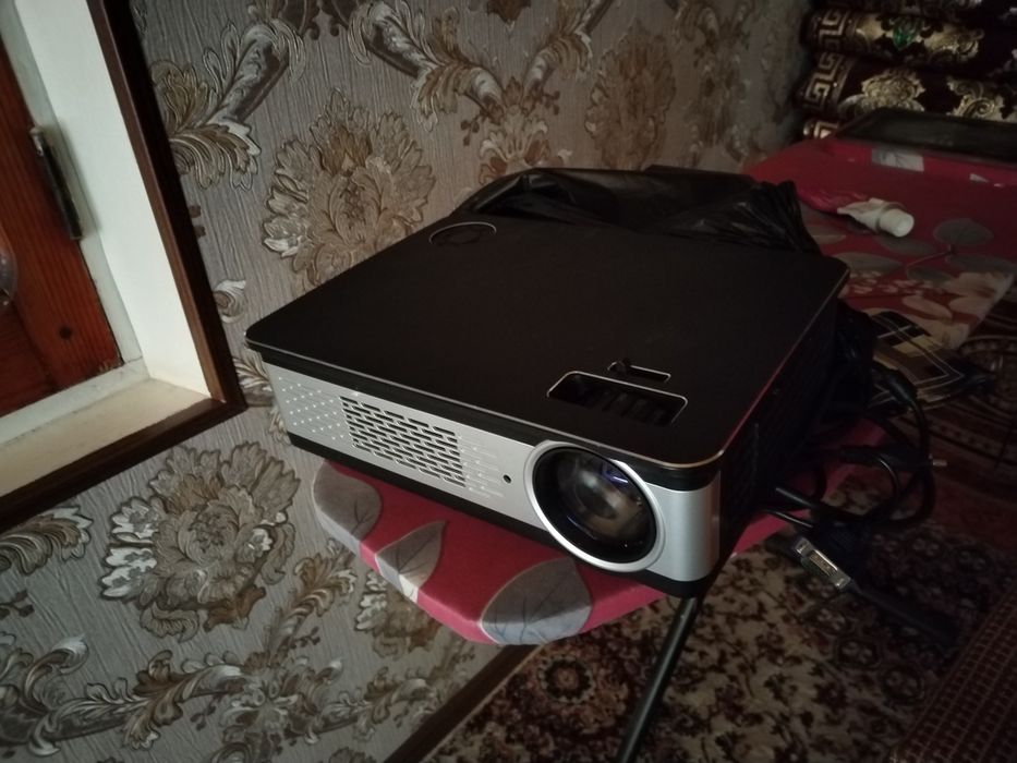 Prorektr yangidek zo'r holtda