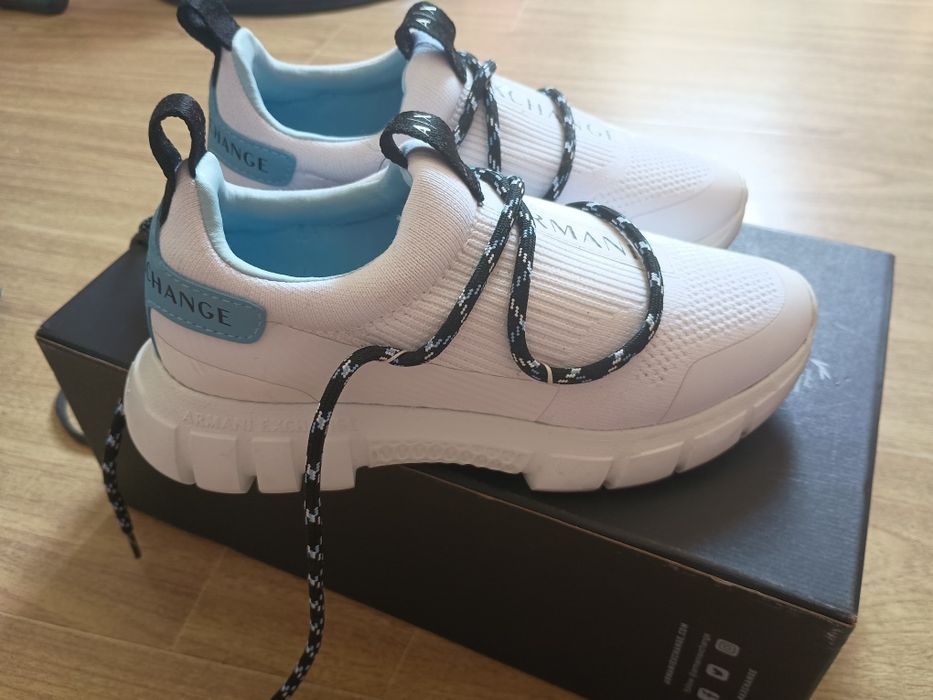 Adidasi Armani Exchange