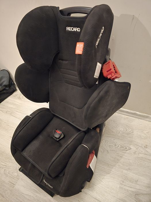 Столче за кола Recaro Young Sport Black (9-36 кг)