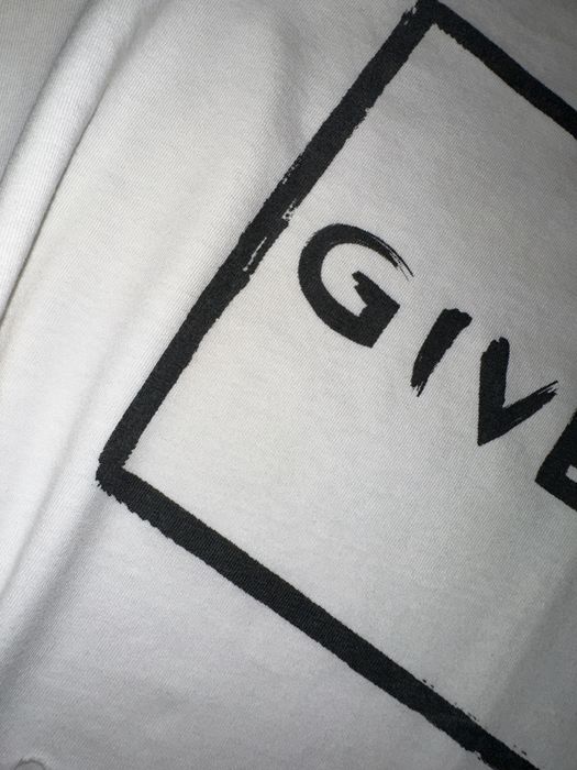 Дамска тениска Givenchy