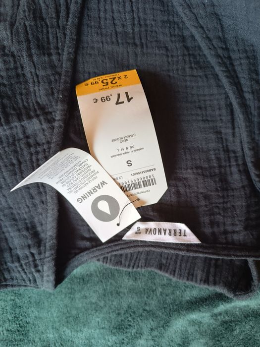 Нов черен комплект Terranova от пола и топ плюс подарък бял топ