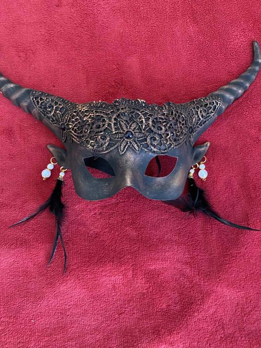 Детски карнавални маски