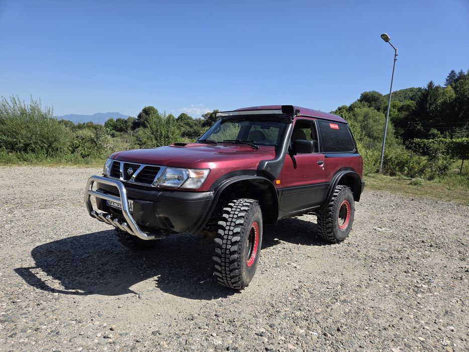 Nissan Patrol Y61 autoutilitar