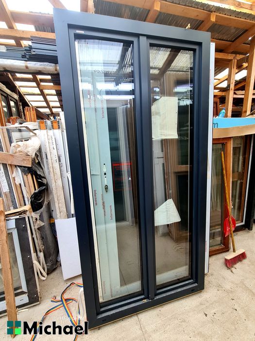 Usa terasa lemn masiv,Tripan,Internorm,Austria  ( L )