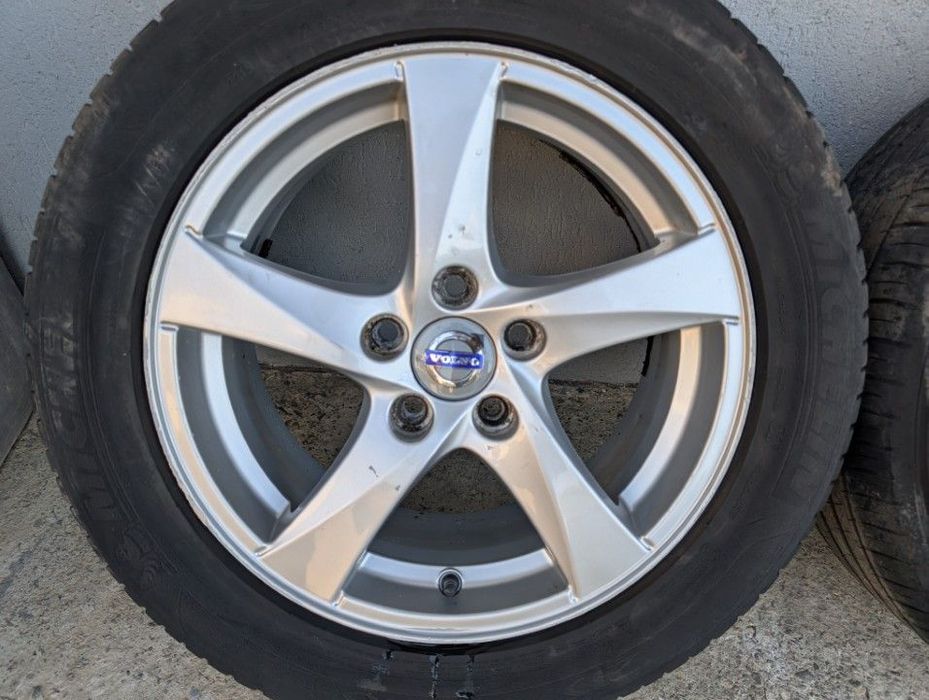 Jante HERA 16" Volvo V40 S60 V60 S80 V70 S40 V50 C30 C70 Cod: 31423046