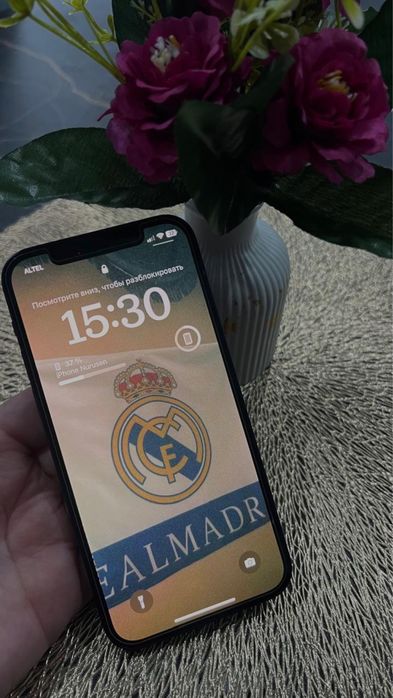 Продается Iphone 12