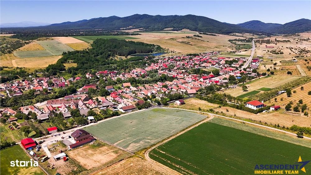 FILM!  1.400 mp, teren intravilan, in Maierus, Brasov