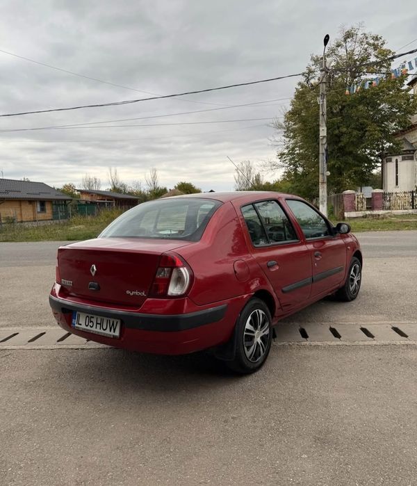 Vând sau schimb renault