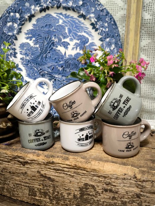 Чаши за кафе с надписи