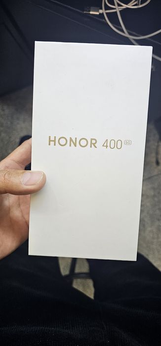 HONOR 400 8/256gb