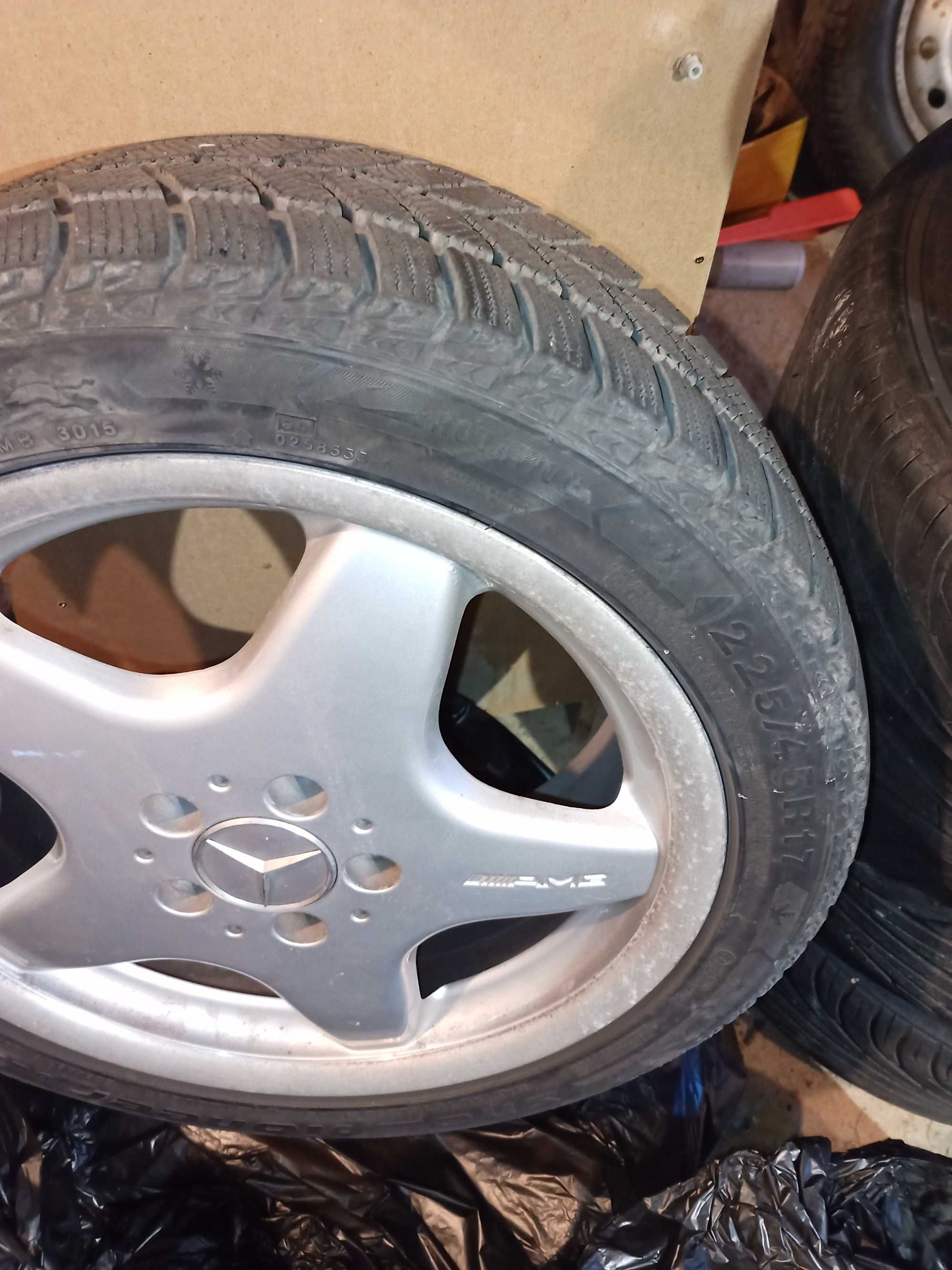 продават се джанти 17 " AMG със зимни гуми "спорт пакет" за Мерцедес