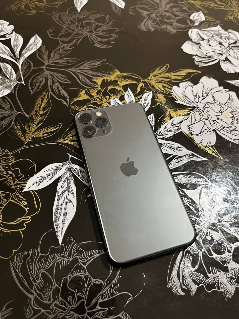 IPhone 11 pro sotiladi