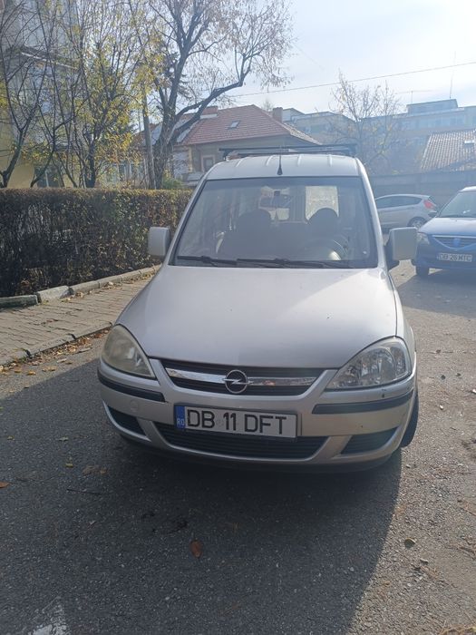 Vând Opel Combo 1.3diesel 5locuri